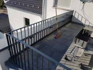 Flachstahlgeländer Feuerverzinkt und Beschichtet in RAL7016 Anthrazit